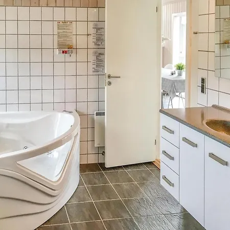 Havbakken V Casa de Férias *